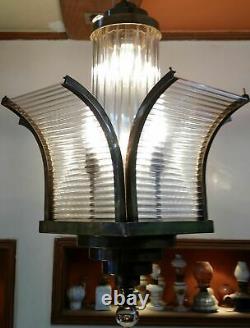 Ancien Art Deco Skyscraper Laiton & Glass Rod Eclairage Lustre au plafond Lampe