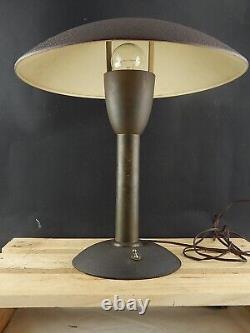 Ancienne Lampe De Table Art Déco 1930 En Laiton Avec Gauffrage Siemens Milan