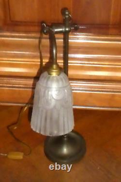 Ancienne Lampe En Laiton Bronze Tulipe Pate De Verre Monte Et Baisse Art Nouveau