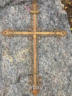 Croix grande en fer Forger et Laiton Art Déco 1900 de Couvent (Dom Bellot)
