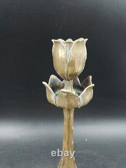 Jolie Paire de bougeoirs Art Déco Bronze en forme de tulipes fleurs art Nouveau