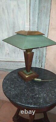 Lampe Art Déco Emile JACOT pagode en laiton doré et laqué vert et bois