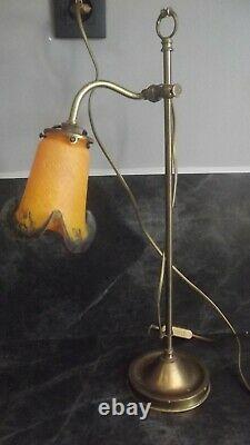 Lampe Art Deco tulipe pate verre signée Art de France éclairage décoration XXème