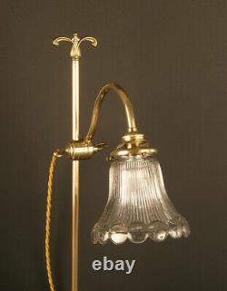 Lampe De Table Portative En Laiton, Bronze Et Verre Holophane