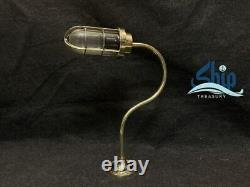 Lampe antique de bateau d'Art déco de mur extérieur de cloison en laiton de