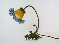 Lampe col de cygne style Art Déco en laiton avec tulipe signée Vianne