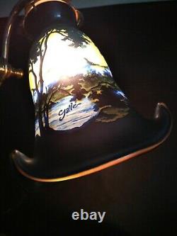 Lampe de bureau signée Gallé Art deco laiton et pate de verre