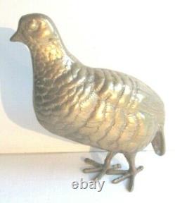 Sculpture Art Déco Nouveau, Oiseau en laiton doré, une perdrix, chasse