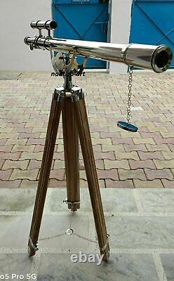 Télescope en laiton debout de plancher nautique antique avec le support en